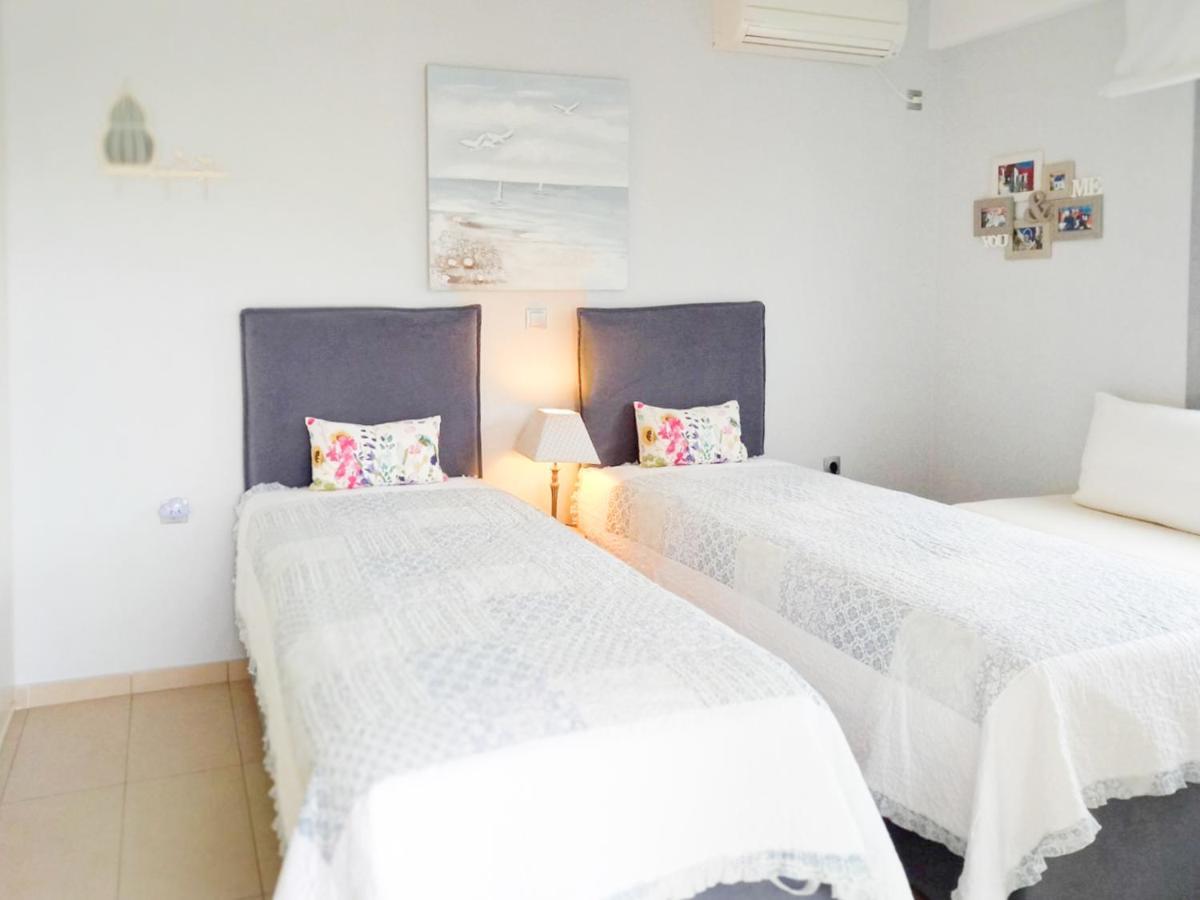 Elegant New Maisonette Near The Sea Aegina Exteriér fotografie